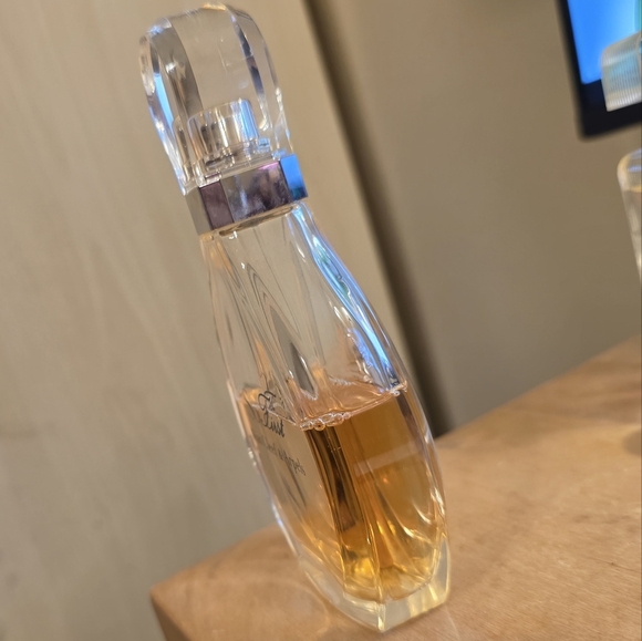 So First By Van Cleef & Arpels Eau De Parfum Spray For Women 3.3oz/100ml - Picture 3 of 6